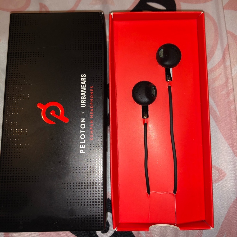 Peloton Sumpan Headphones